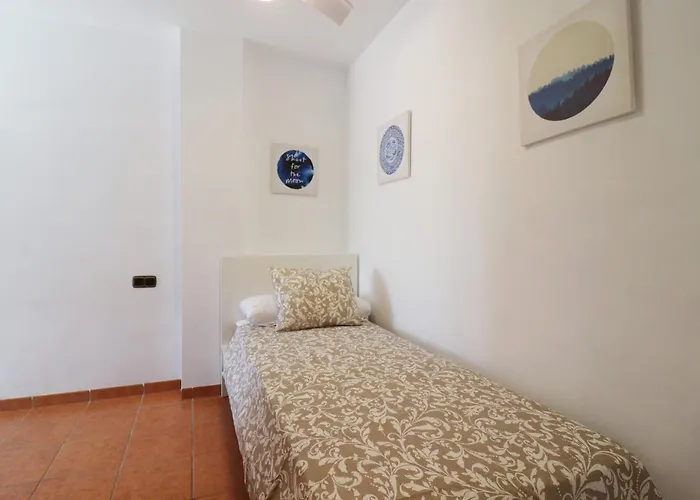 Sanjuan18 With Hot Tub Spainsunrentals 1155