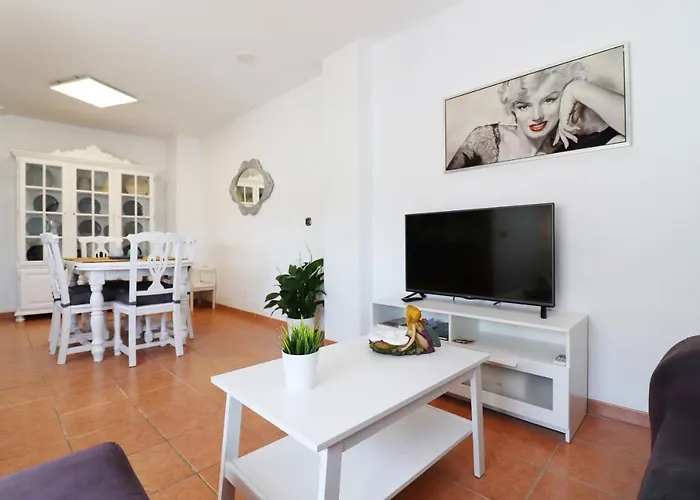 Sanjuan18 With Hot Tub Spainsunrentals 1155 *