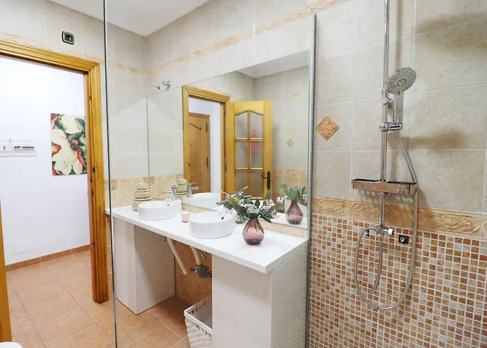 Sanjuan18 With Hot Tub Spainsunrentals 1155 * Nerja