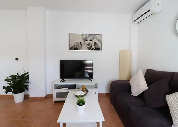 Sanjuan18 With Hot Tub Spainsunrentals 1155 * Nerja